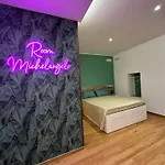 Couette-café The Goodtime Michelangelo Molfetta