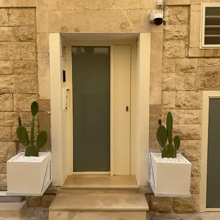 The Goodtime Michelangelo Bed and Breakfast